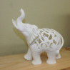 Dekorativer Elefant mit filigranem Muster