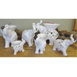 Dekorativer Elefant mit filigranem Muster