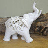 Dekorativer Elefant mit filigranem Muster